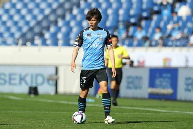 意大利杯-劳塔罗梅开二度 国米2-1佛罗伦萨夺冠